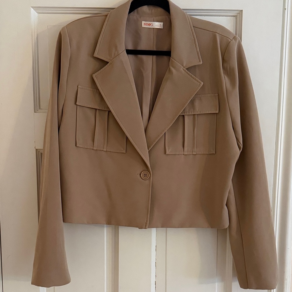 Intempo Tan Women's Blazer size XL